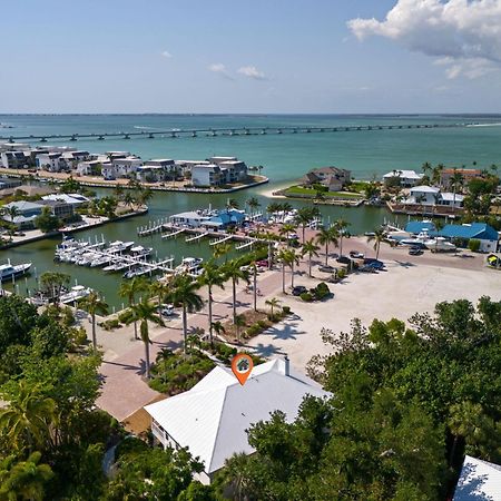 Grandma Dot'S House- Marina Villa With Pool And Bikes Sanibel Exterior photo