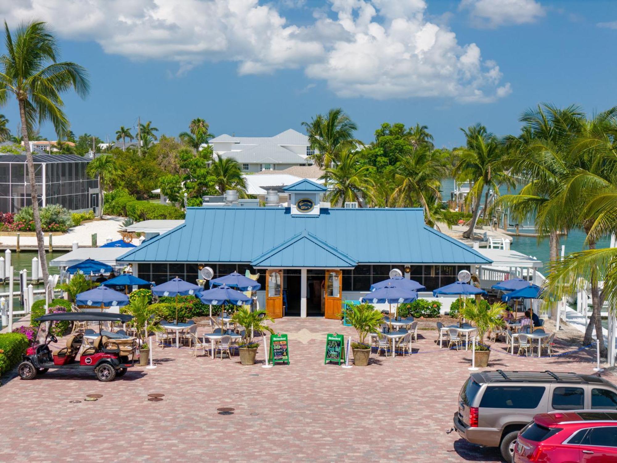 Grandma Dot'S House- Marina Villa With Pool And Bikes Sanibel Exterior photo